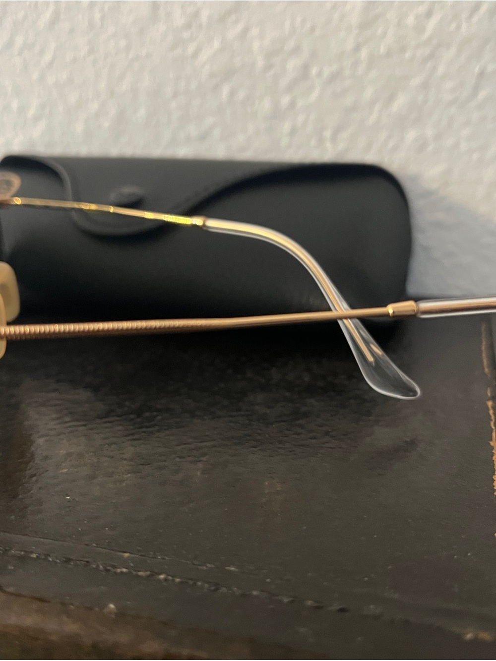 Ray-Ban Round Metal Sunglasses — Gold Frame with Dark Green G-15 Lenses - Picture 6 of 9